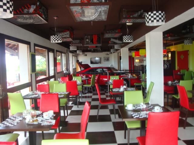 Kyriad Montlucon - Saint Victor Restaurant photo